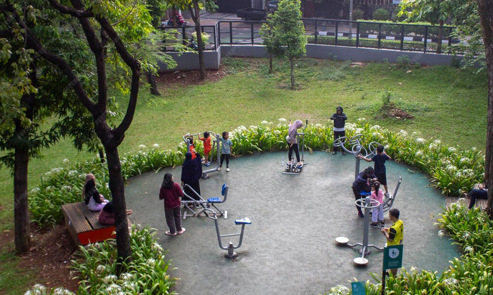 Connectivity & Lifestyle Advantage